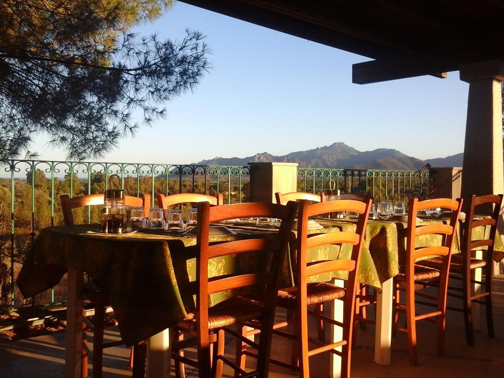Agriturismo Chiai Francesco Bari Sardo Buitenkant foto