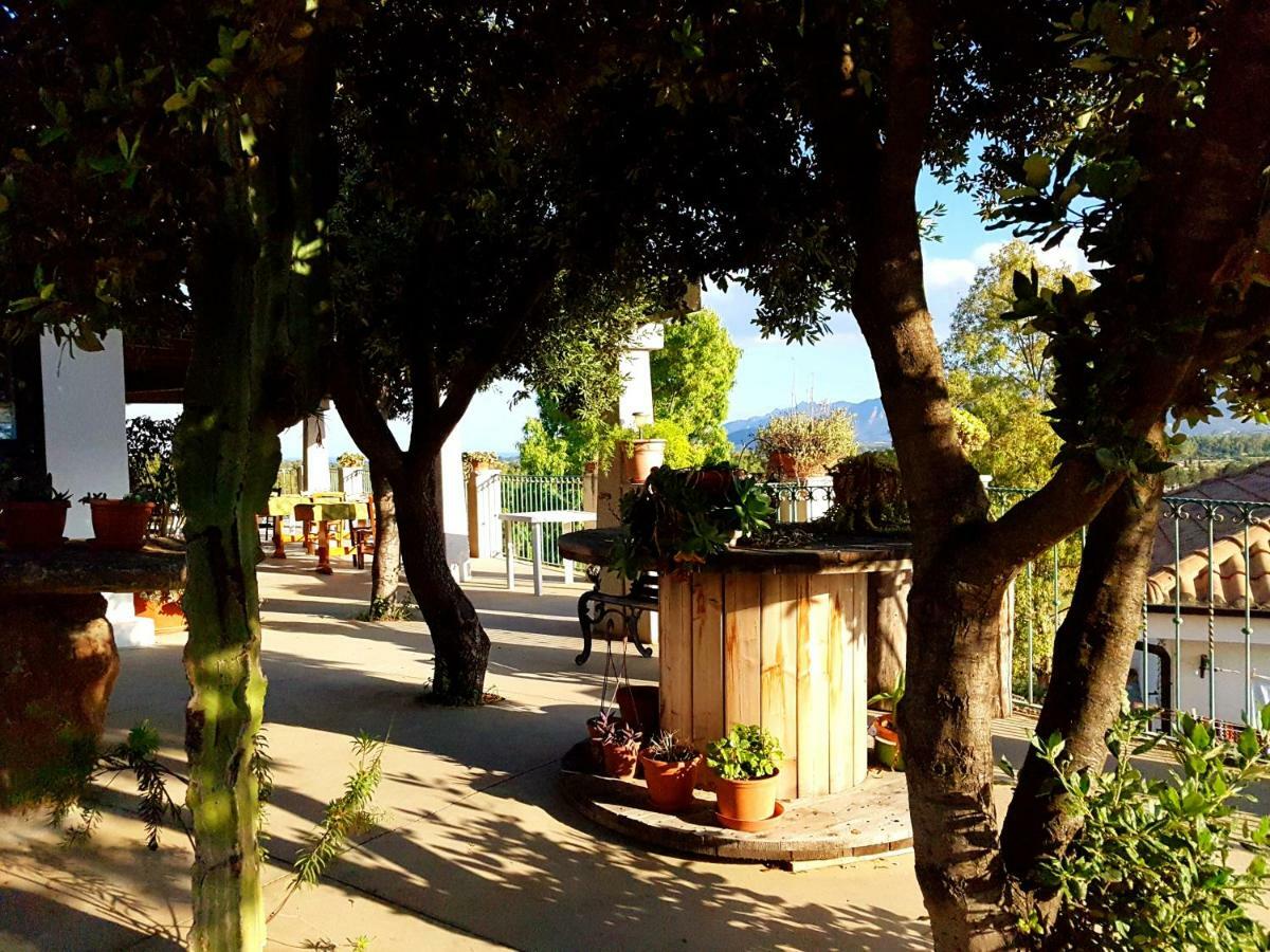 Agriturismo Chiai Francesco Bari Sardo Buitenkant foto