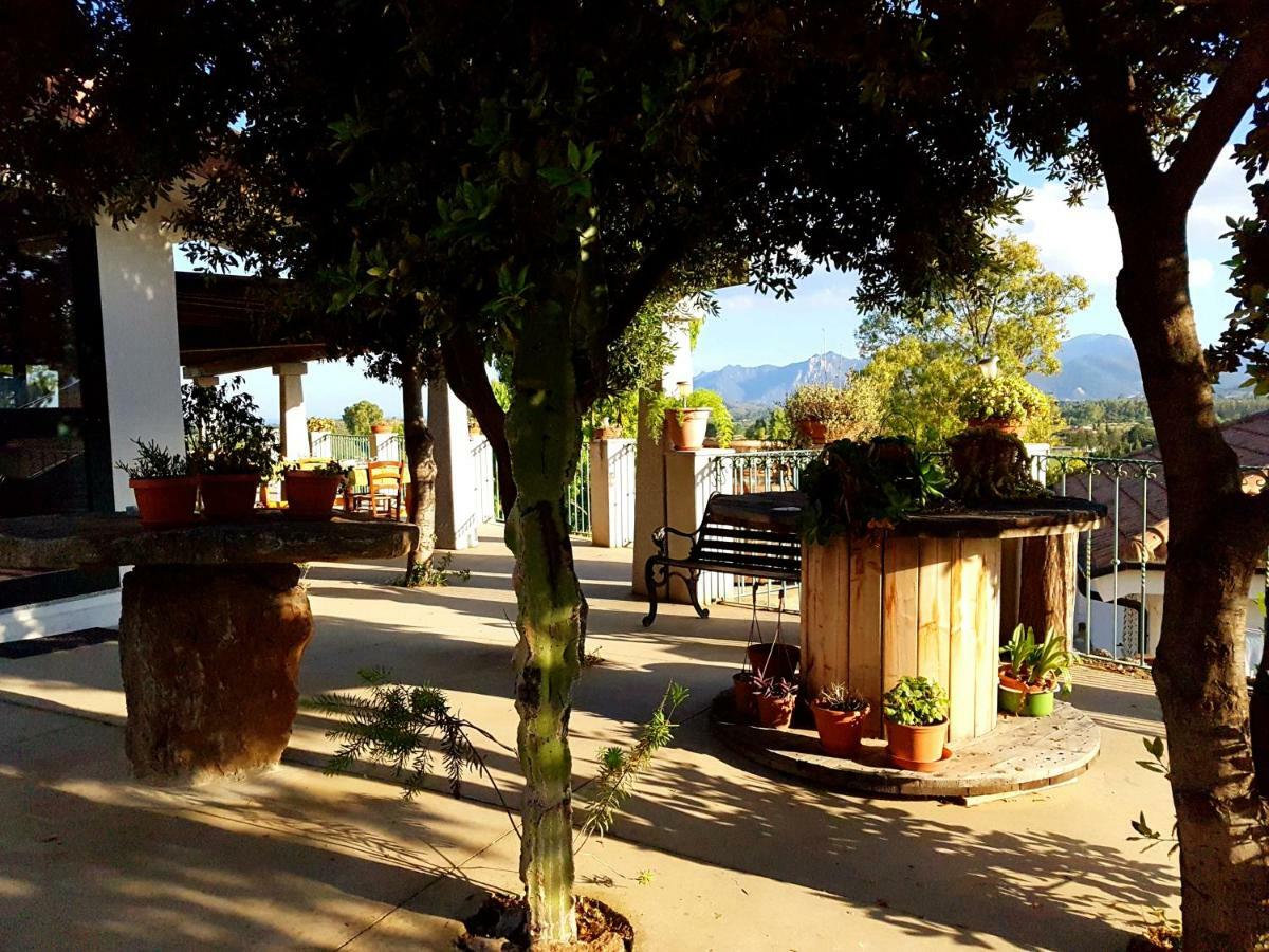 Agriturismo Chiai Francesco Bari Sardo Buitenkant foto